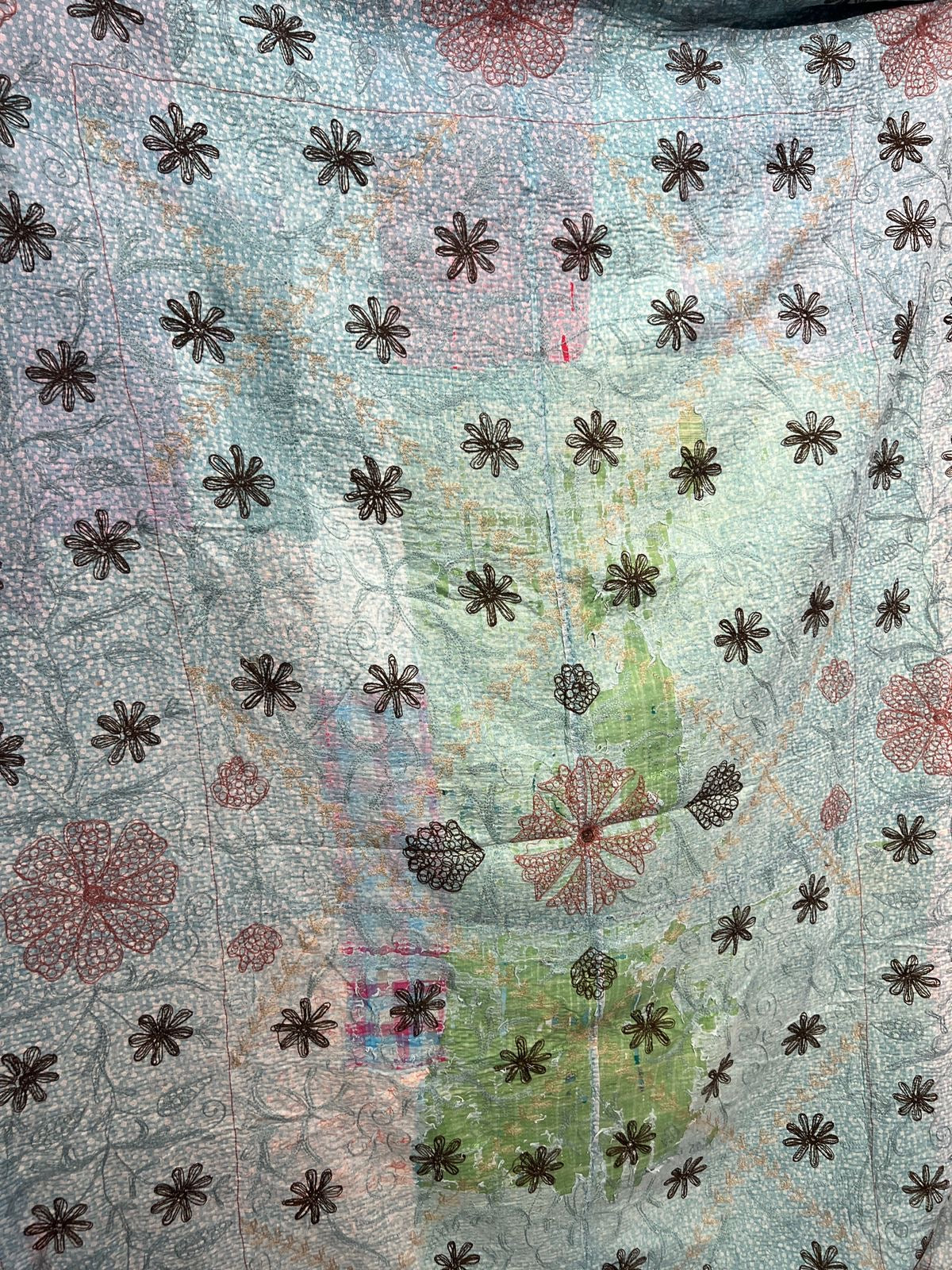 Suzani Embroidered Kantha Quilt - Cream