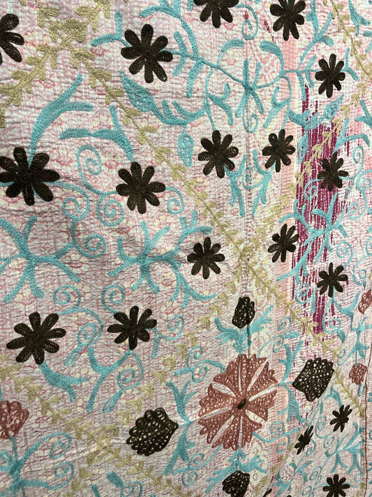 Suzani Embroidered Kantha Quilt - Cream