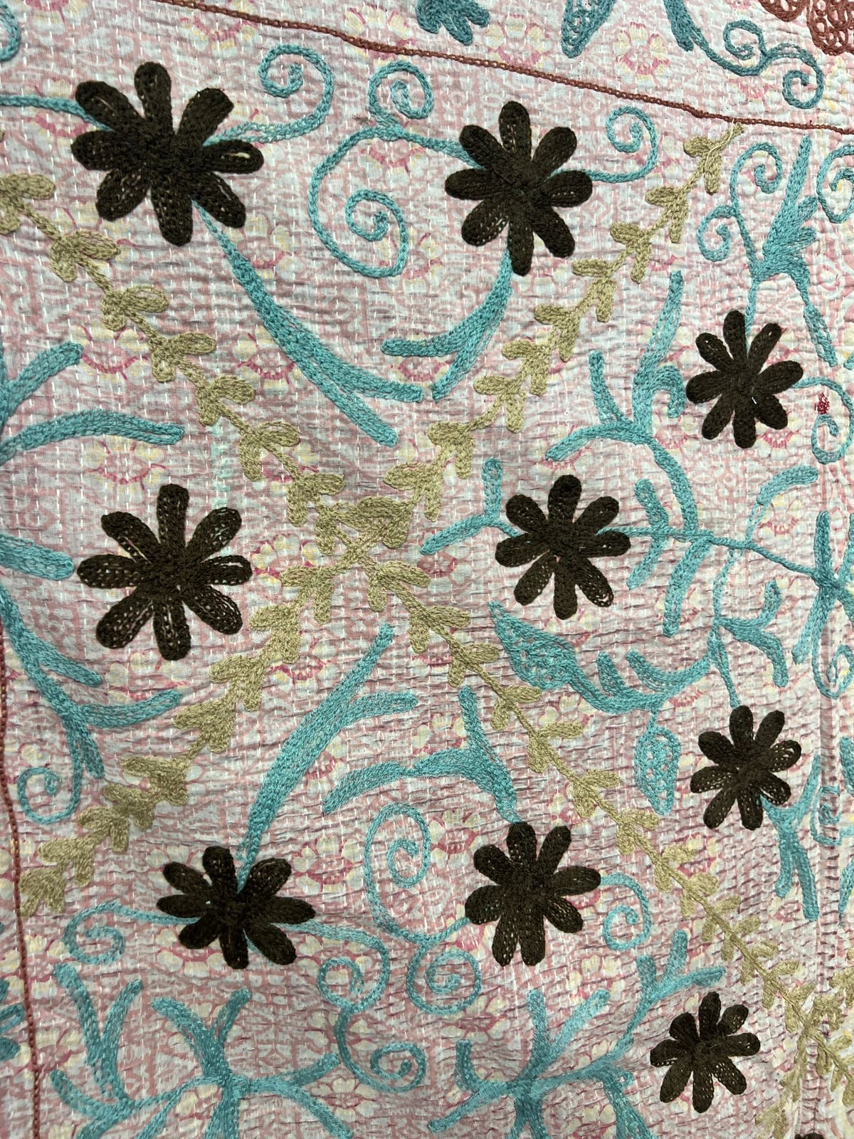 Suzani Embroidered Kantha Quilt - Cream